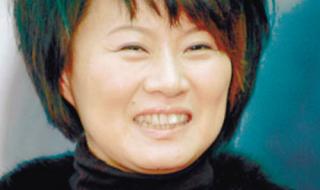 赵本山小品有个红浪漫洗浴中心,那个小品叫什么 赵本山的小品中奖了