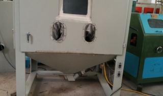 自动喷砂机 自动喷砂机